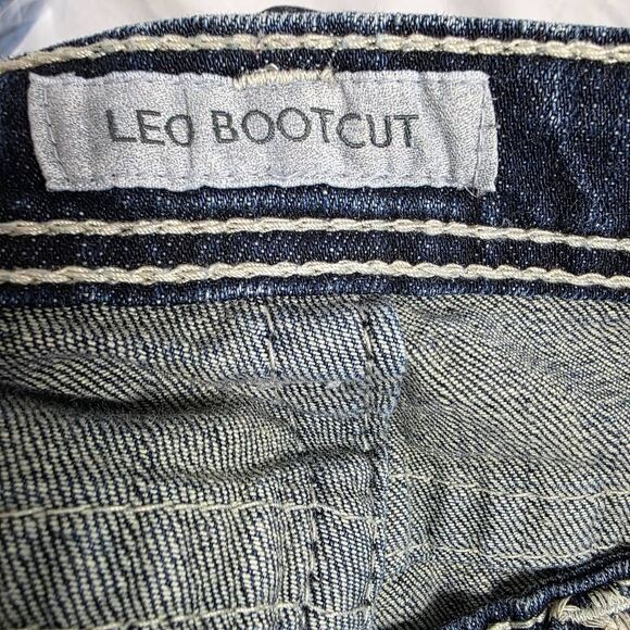 Daytrip Leo Bootcut Jeans Women’s 26R Dark Wash - Picture 6 of 9